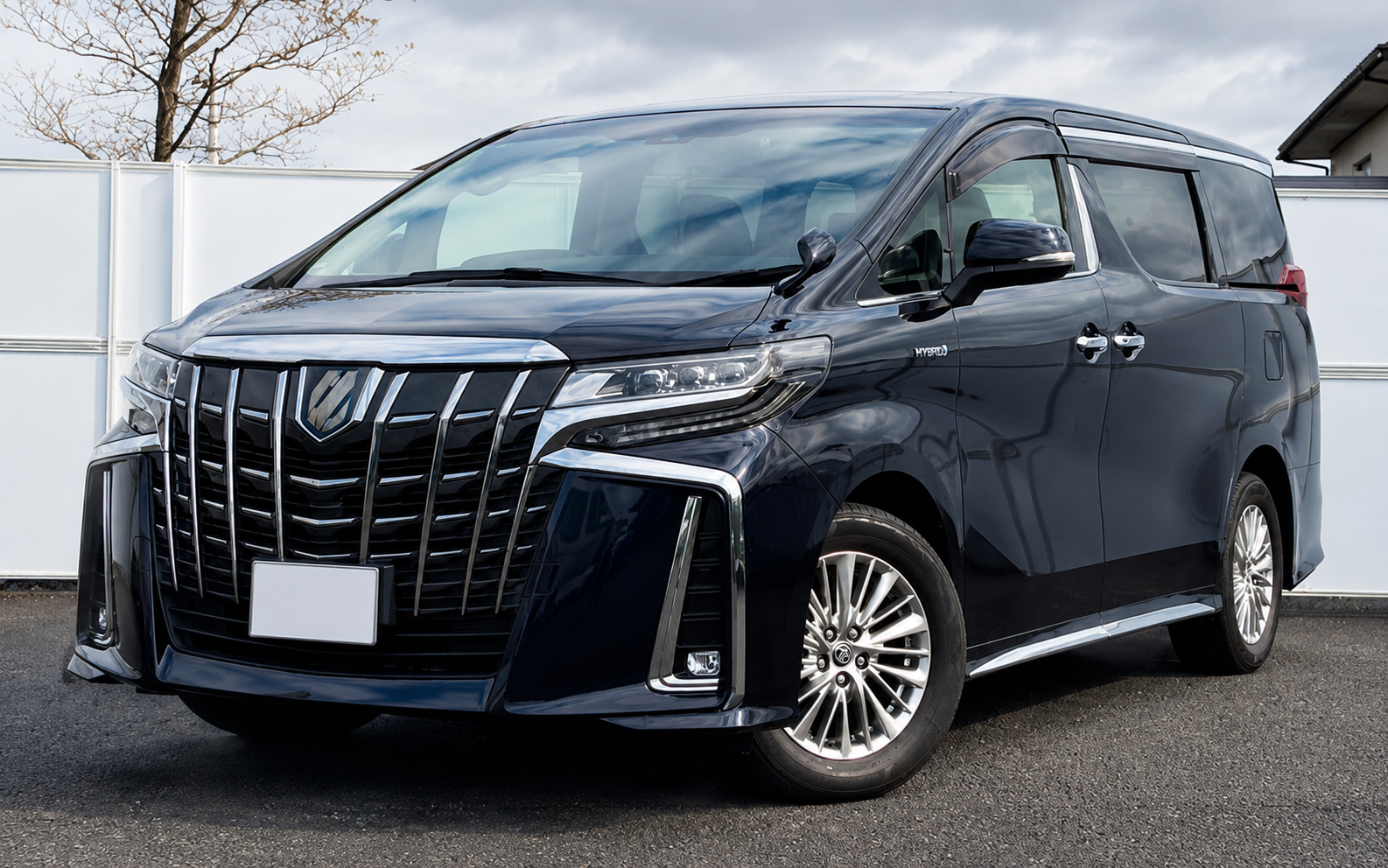 7座 Toyota Alphard 阿爾法外觀