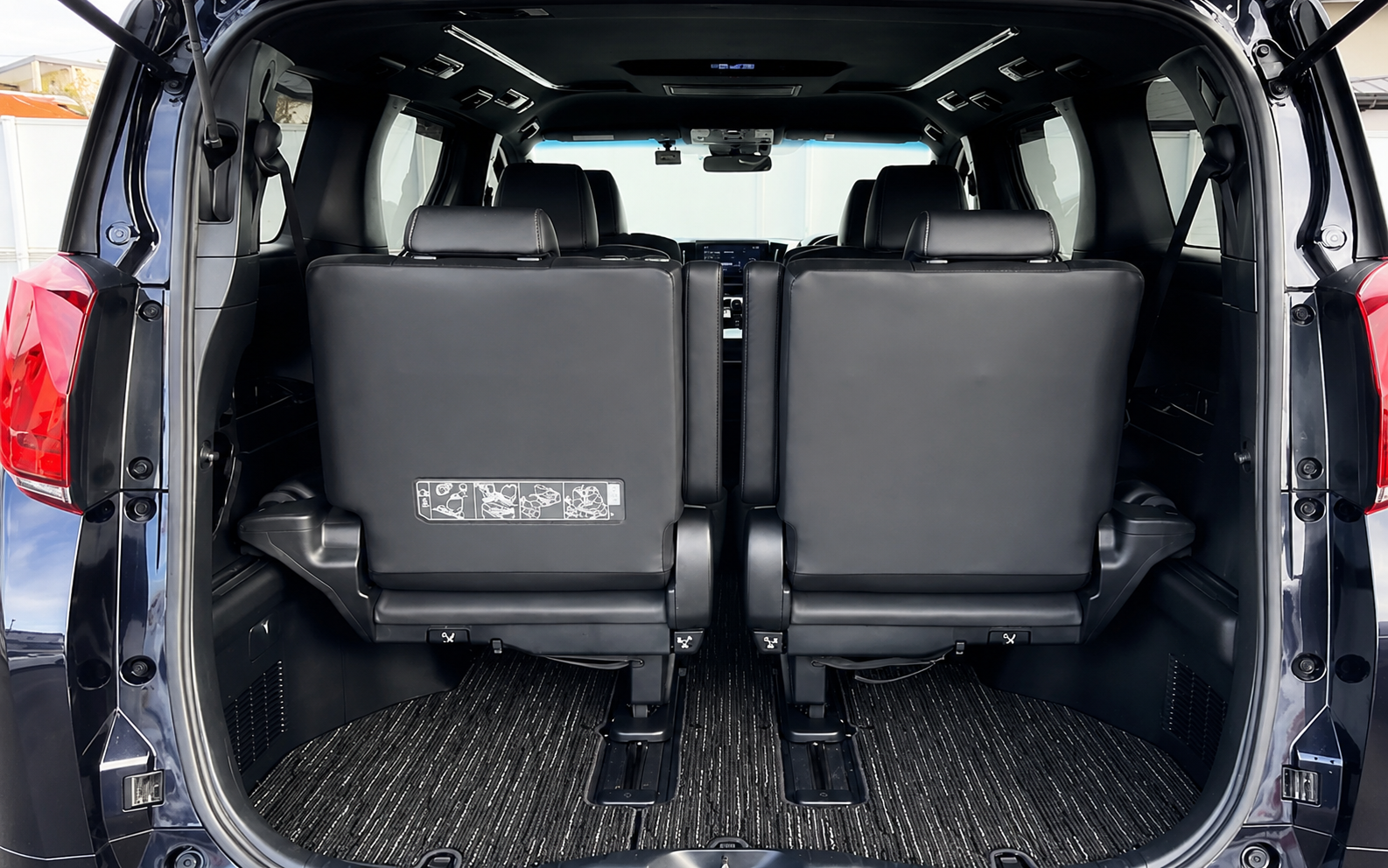 7座 Toyota Alphard 阿爾法行李空間